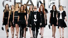 Im Dienste der Mode: Das bewegte Leben von Stil-Ikone Karl Lagerfeld