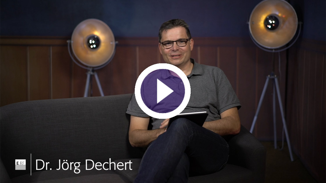 Vorstandsvorsitzender Dr. Jörg Dechert im Backstage-Video Juni 2020 (Bild: ERF Medien).